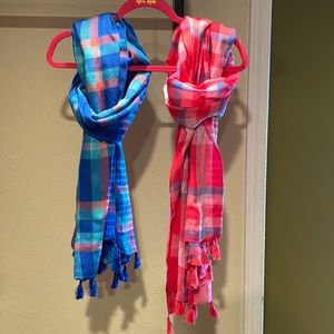 Hollister, pair of buffalo check blue and pink scarves with fringe